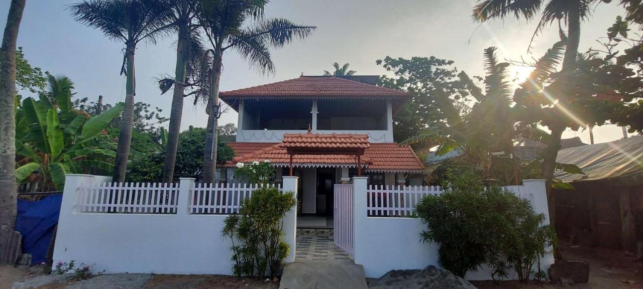 Homestay Happy Seas *